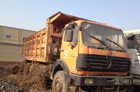 重庆那曲报废车回收,车辆报废回收公司